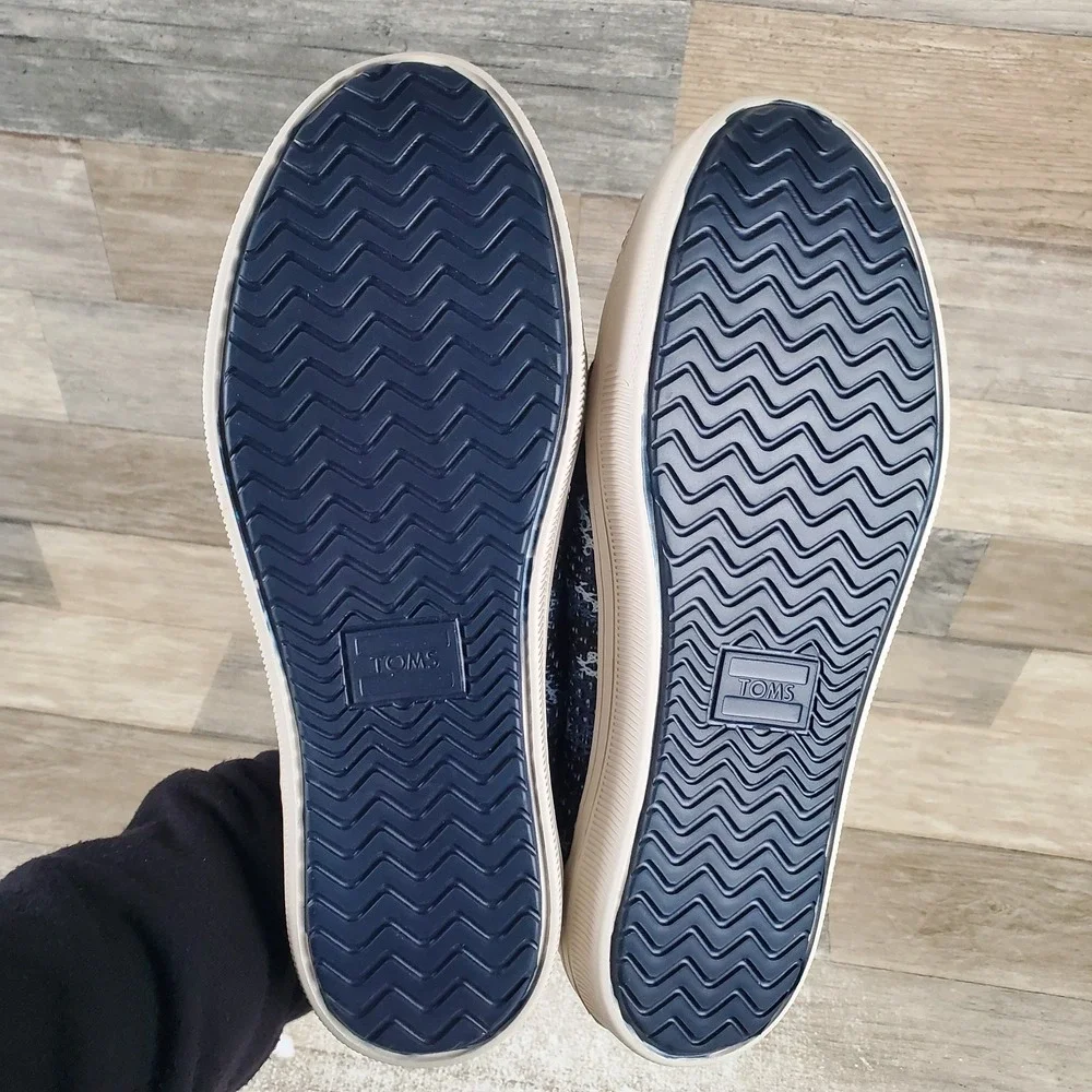 Toms Trvl Lite Low Mens Shoes Sz 8 Navy Flecktarn Camo Round Toe Casual Sneakers